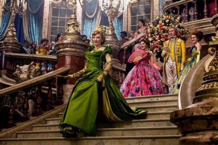 Cate Blanchett Cinderella cat Lucifer