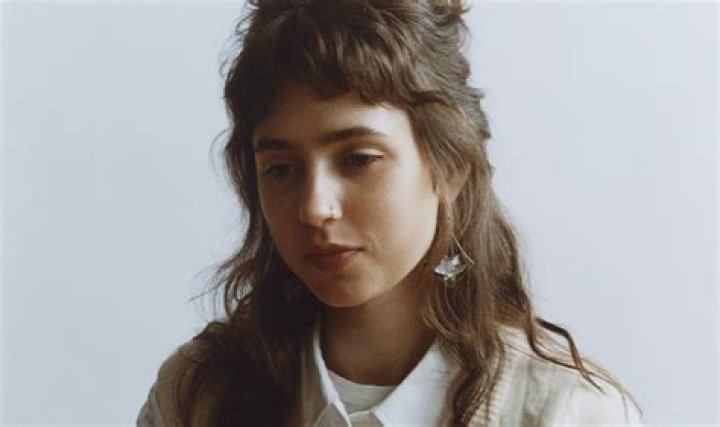 Clairo's pet Joanie