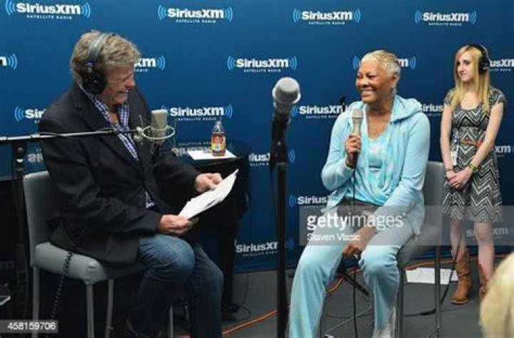 Cousin Brucie Presents Dionne Warwick: In Studio Performance and Interview for SiriusXM Listeners