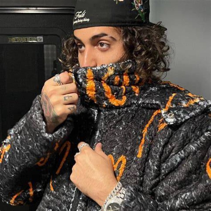 DJ Scheme's pet No Pets (DJ Scheme)