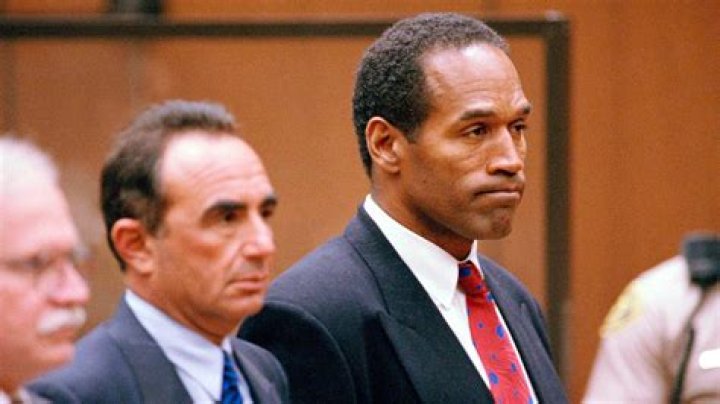 OJ Simpson in action during NFL match (Source Sports Illustrated)
