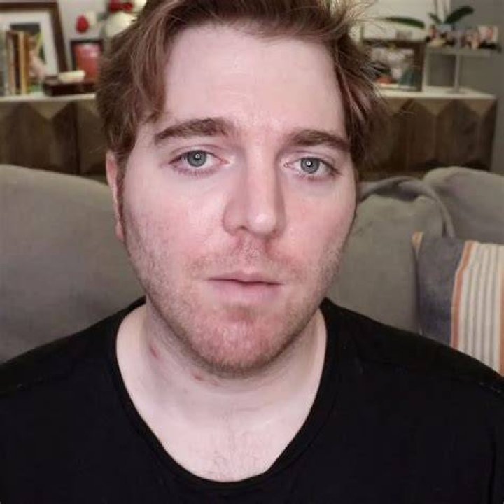 Shane Dawson's pet Uno